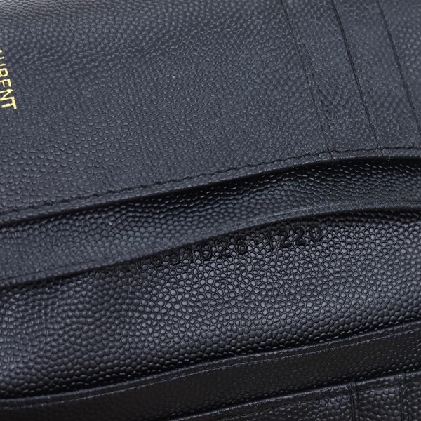 イヴサンローラン財布背面デザイン